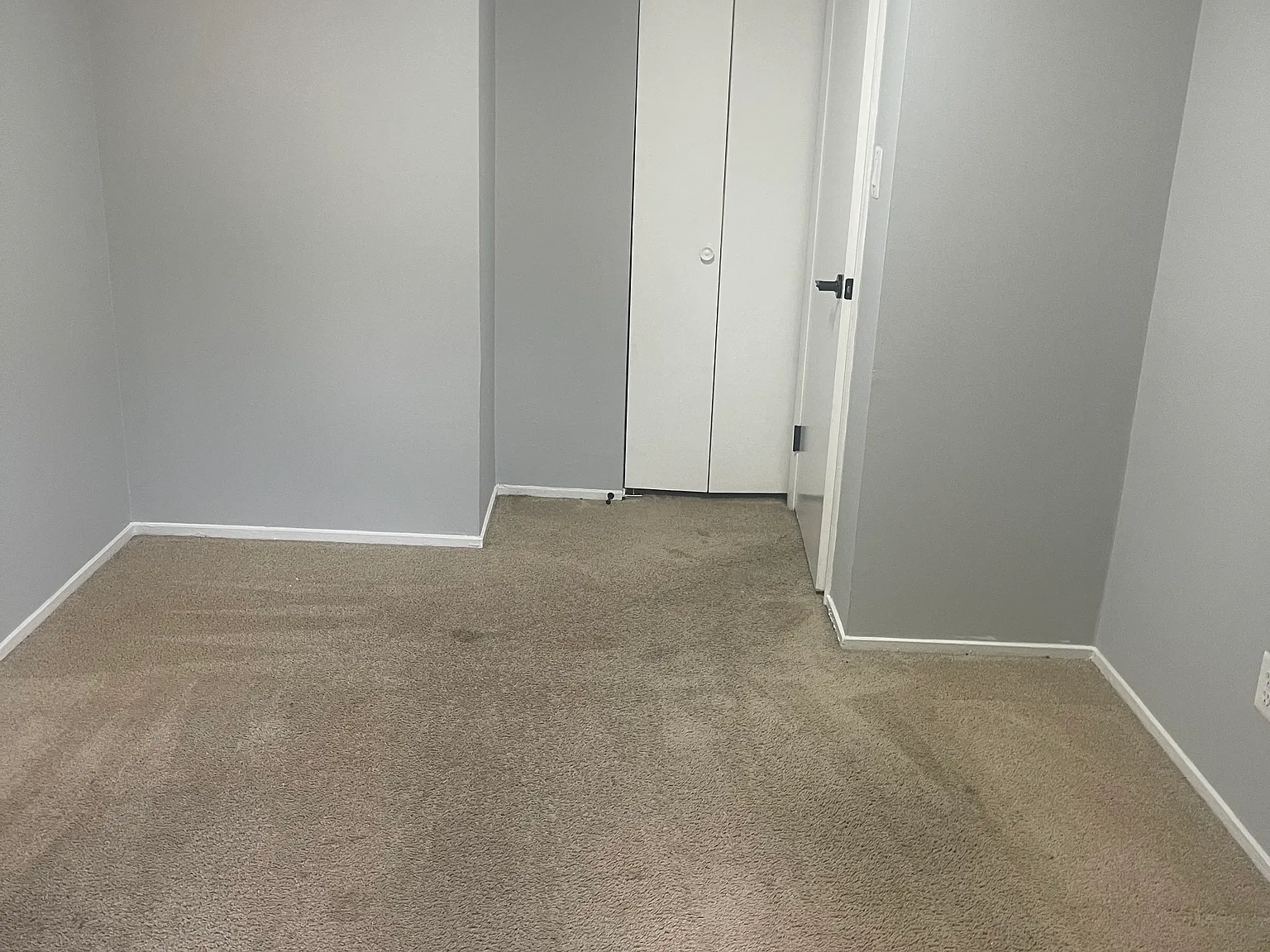 4 bed, 1140 sqft, $2,500 — Photo 4