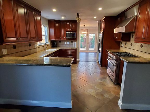 4th image of 6070 Campanula Ct
