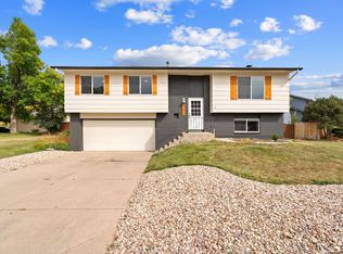 2472 Leghorn Dr, Fort Collins, CO 80526