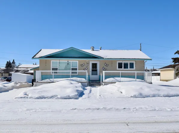 4614 45th St, Saint Paul, AB T0A 3A3