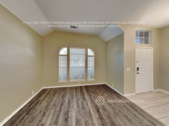 5th image of 2828 Thorncreek Ln