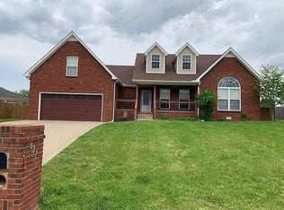 827 Ellie Nat Dr, Clarksville, TN 37040