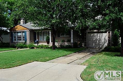 1st image of 4012 Acacia St