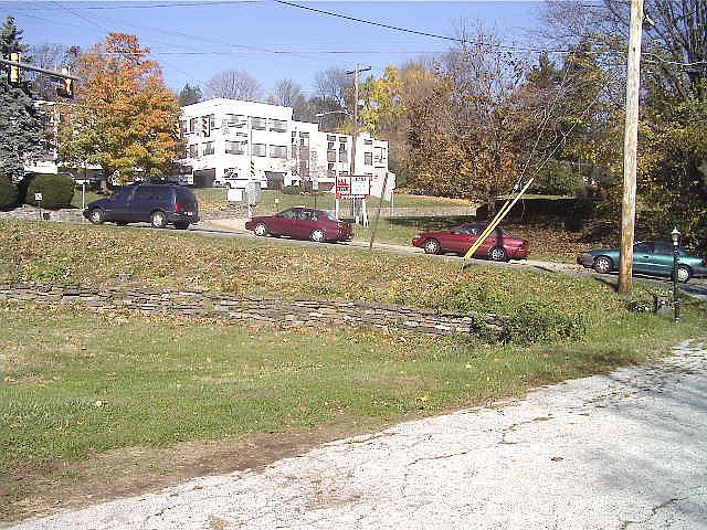 2nd image of 1022 W Church Rd