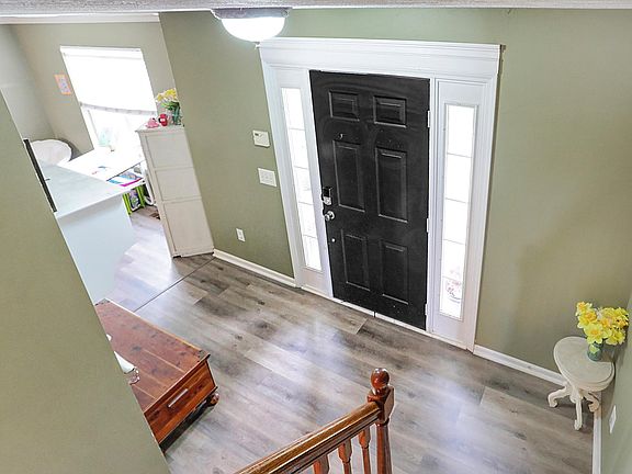 5th image of 6938 Smithfield Blvd