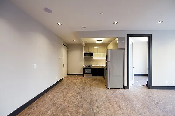 Rented by Brooklyn Group | media 7