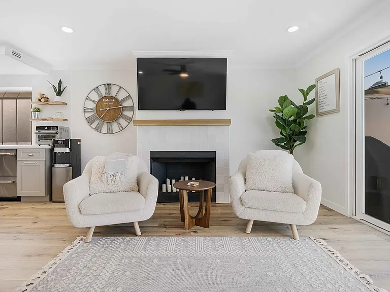 276 J Ave — Photo 18