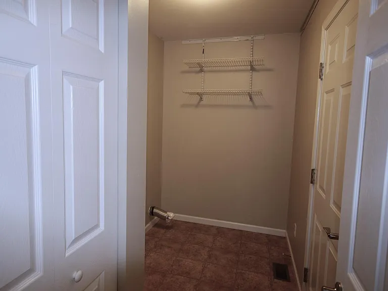 2560 Amber Willow Ct — Photo 9