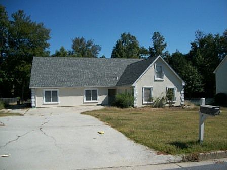 1st image of 2310 Huntington Dr