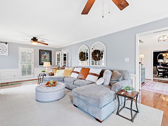 2nd image of 7105 Niblick Ct