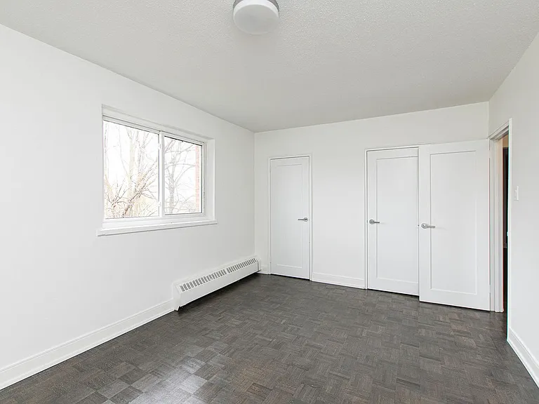 295 Dale Cres — Photo 19