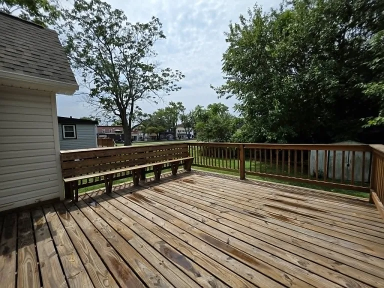 4 W Grove St — Photo 24