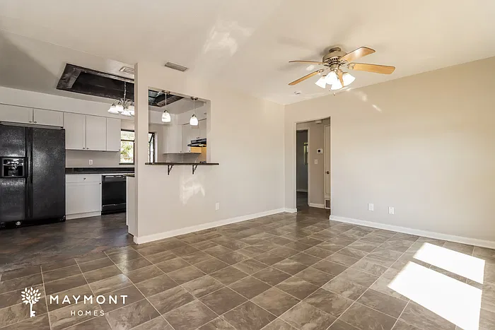 4 bed, 2.0 bath, 1436 sqft, $2,495 — Photo 3