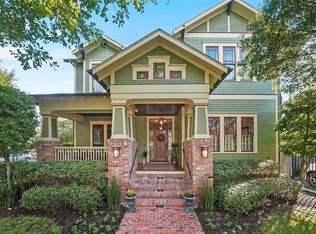 1102 E 6th 1/2 St, Houston, TX 77009