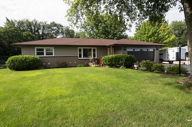 1st image of 2703 Sierra Dr