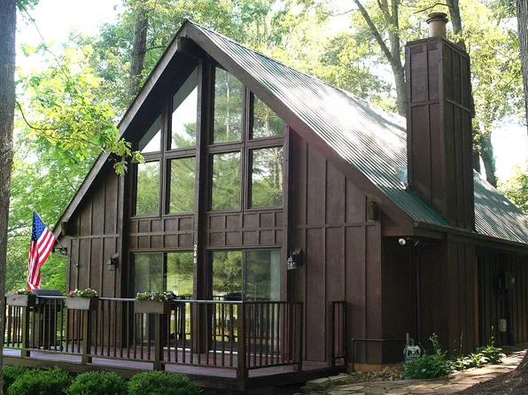 240 Shawna Ln, Hillsboro, TN 37342