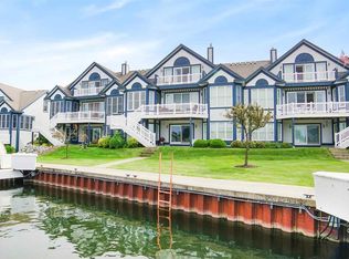 12 Anchor Rode Dr, Manistee, MI 49660