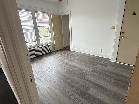 4th image of 27 Cherry St Unit 2