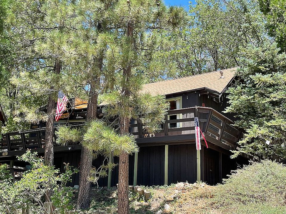 1st image of 565 Oak Knoll Cir