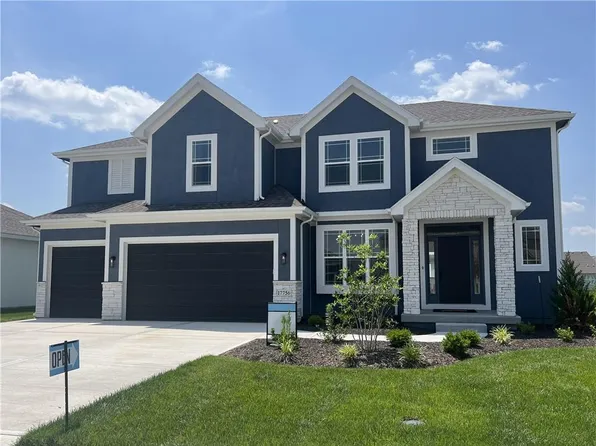 17446 W 169th Pl, Olathe, KS 66062