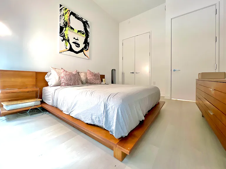 77 Charlton St #N3G — Photo 14