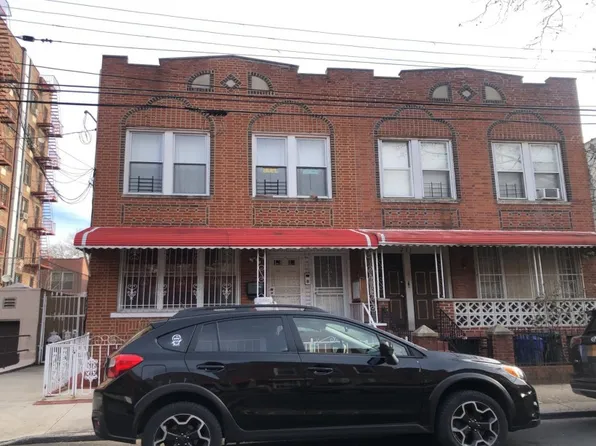 245 E 46th St, Brooklyn, NY 11203