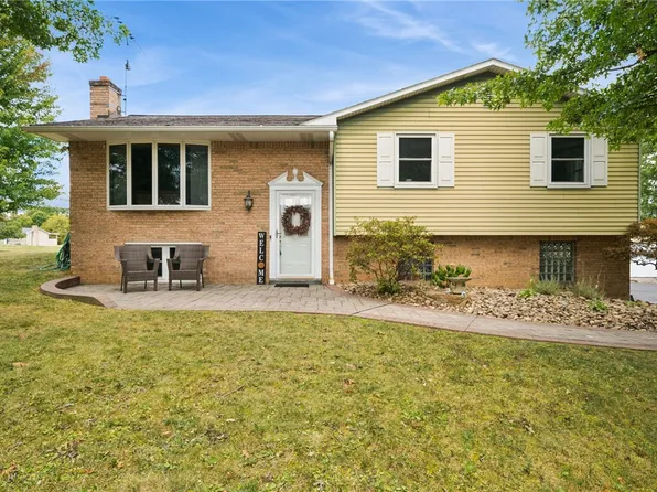 612 Scott Ave E, Scottdale, PA 15683