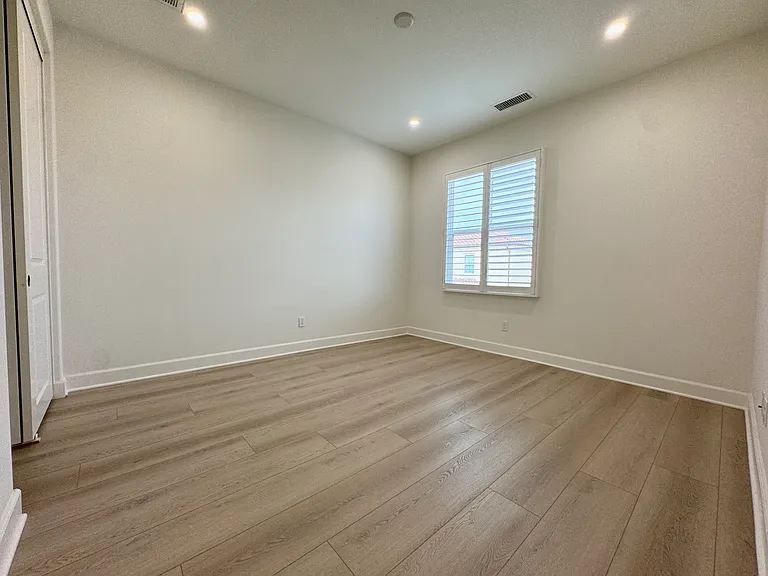 128 Hargrove — Photo 15