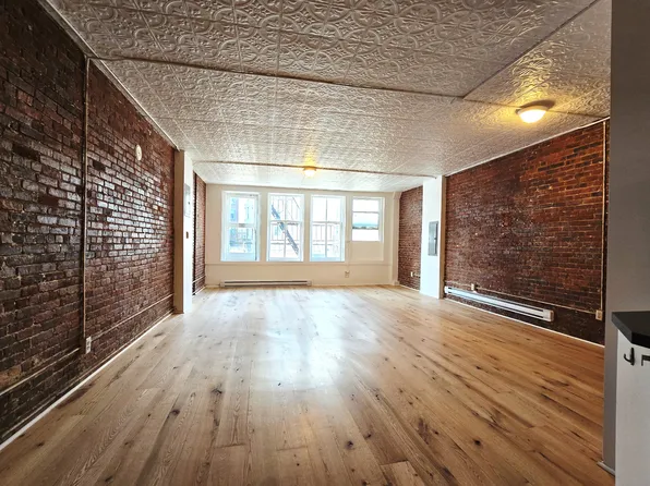 363 Canal St APT 3, New York, NY 10013