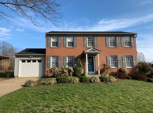 7636 Trail Run Rd, Falls Church, VA 22042