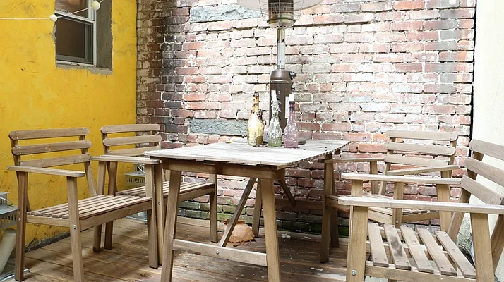 Rented by MNS | media 23