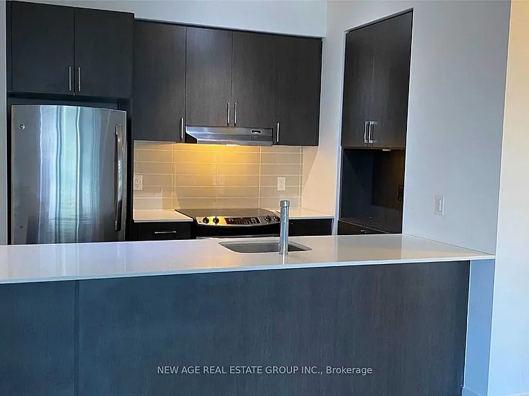 2560 Eglinton Ave W #1001 — Photo 7