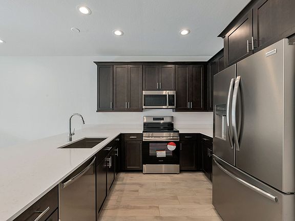 4th image of 4021 E Brisa Dr