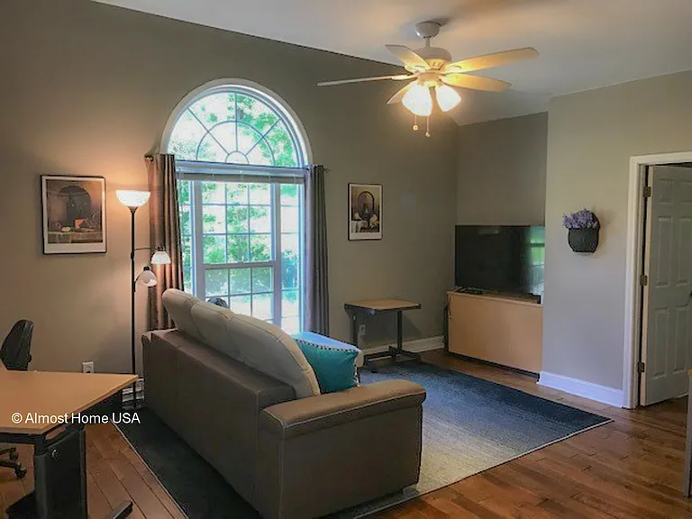 930 Happy Valley Cir — Photo 1