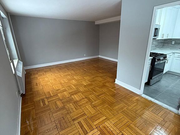 3rd image of 192-35 Underhill Ave #1