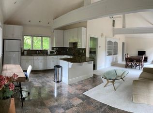 700 Kings Mountain Rd, Woodside, CA 94062