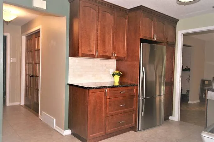 130 Withrow Ave #1A — Photo 4