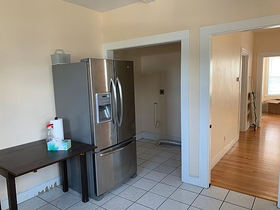 Kitchen /Laundry Hookup