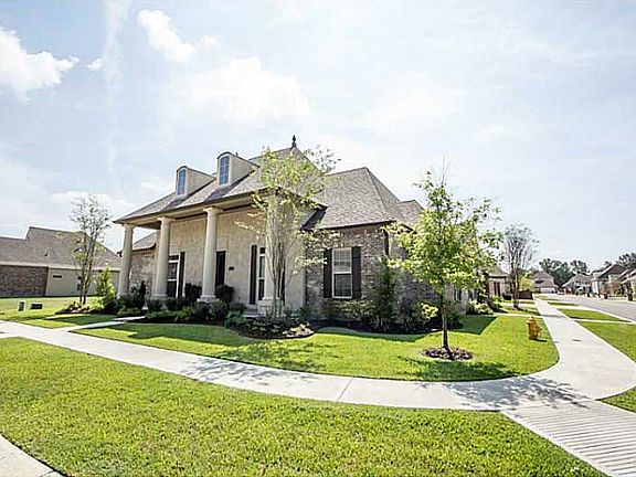2nd image of 511 Queensberry Dr