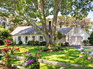 995 Bridge Rd, Eastham, MA 02642