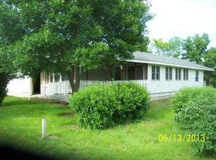 1402 W 8th St, Perry, IA 50220