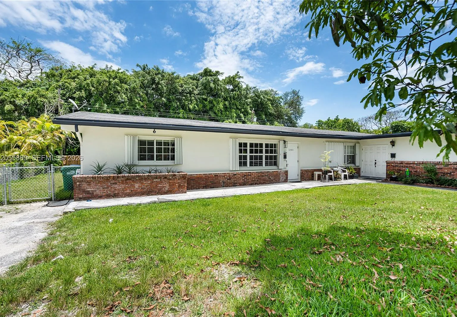 Suniland Terrace — Photo 2