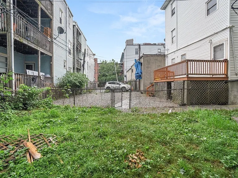 928 Dorchester Ave #11 — Photo 16