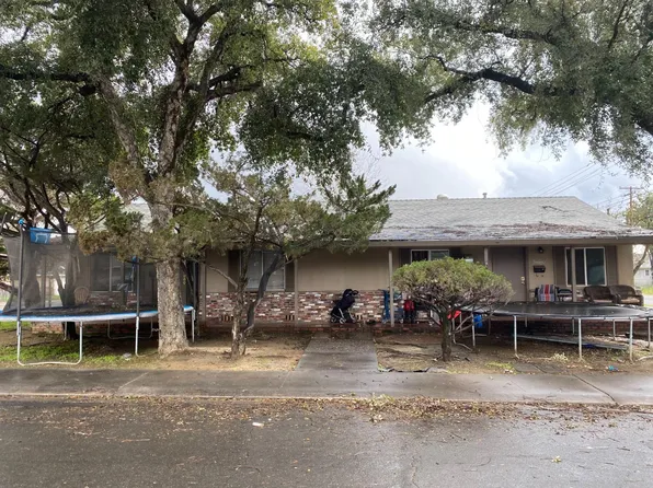 812 Middlecoff Ave, Modesto, CA 95351