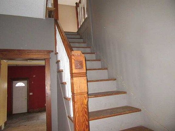FOYER AREA