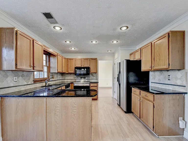3945 Genoa Ct — Photo 22
