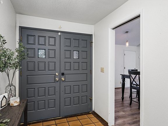 5th image of 2775 Elysium Ave