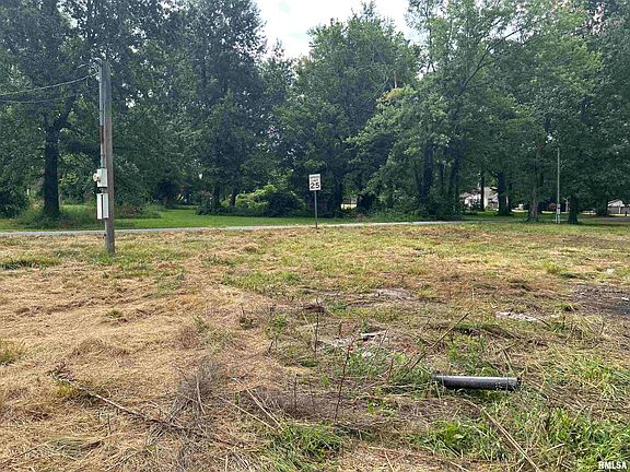 3rd image of 1207 Gentile St