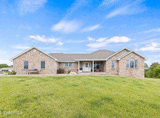 37500 Clifty Spring Spur, Russellville, MO 65074