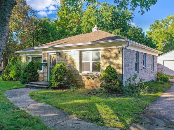1427 Emilie St, Green Bay, WI 54301